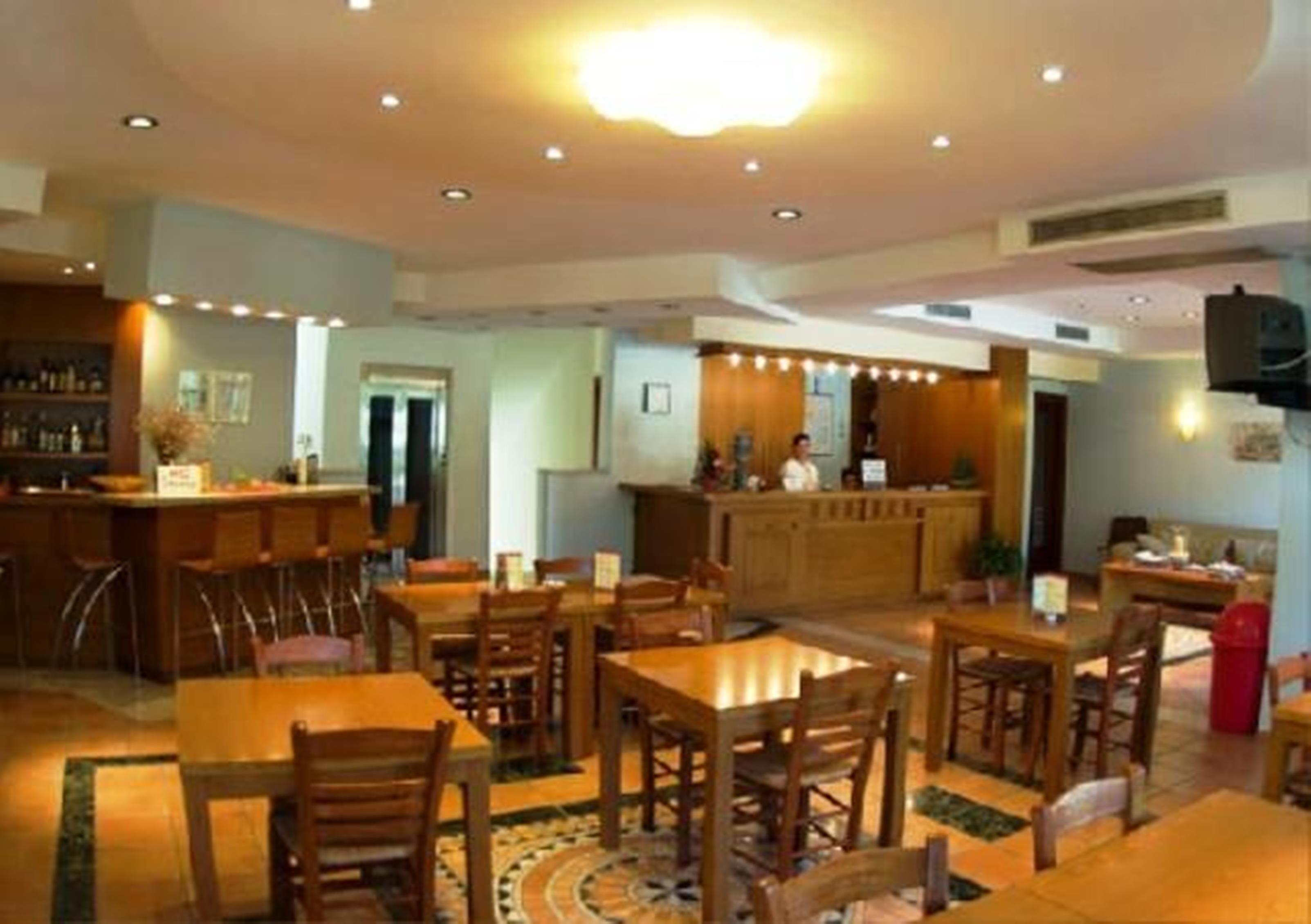 Gi Ga Mar Aparthotel Kriopigi Buitenkant foto